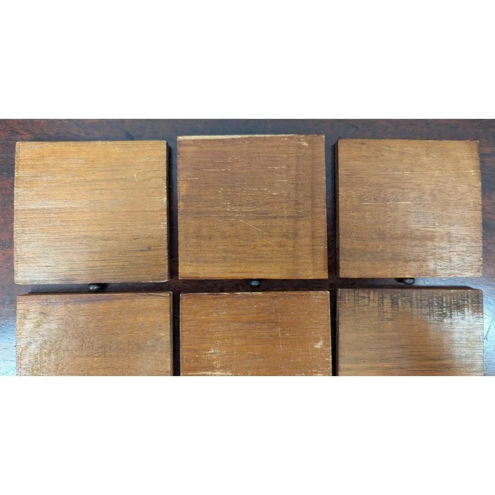 Unbranded vintage set